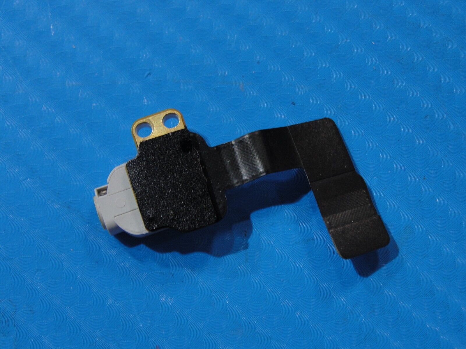 MacBook Pro A1706 13