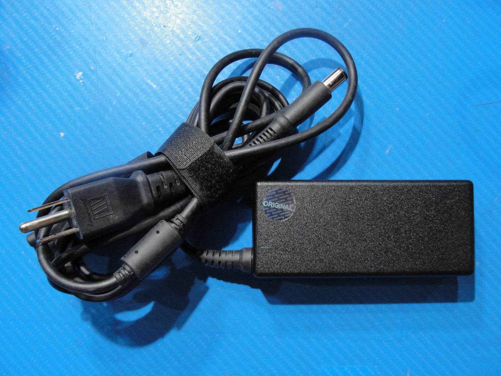 Original Dell 65W AC Adapter Charger 19.5V 3.34A 7.4 × 5.0mm Tip (With Cen Pin) - Tested Computer Laptop Parts