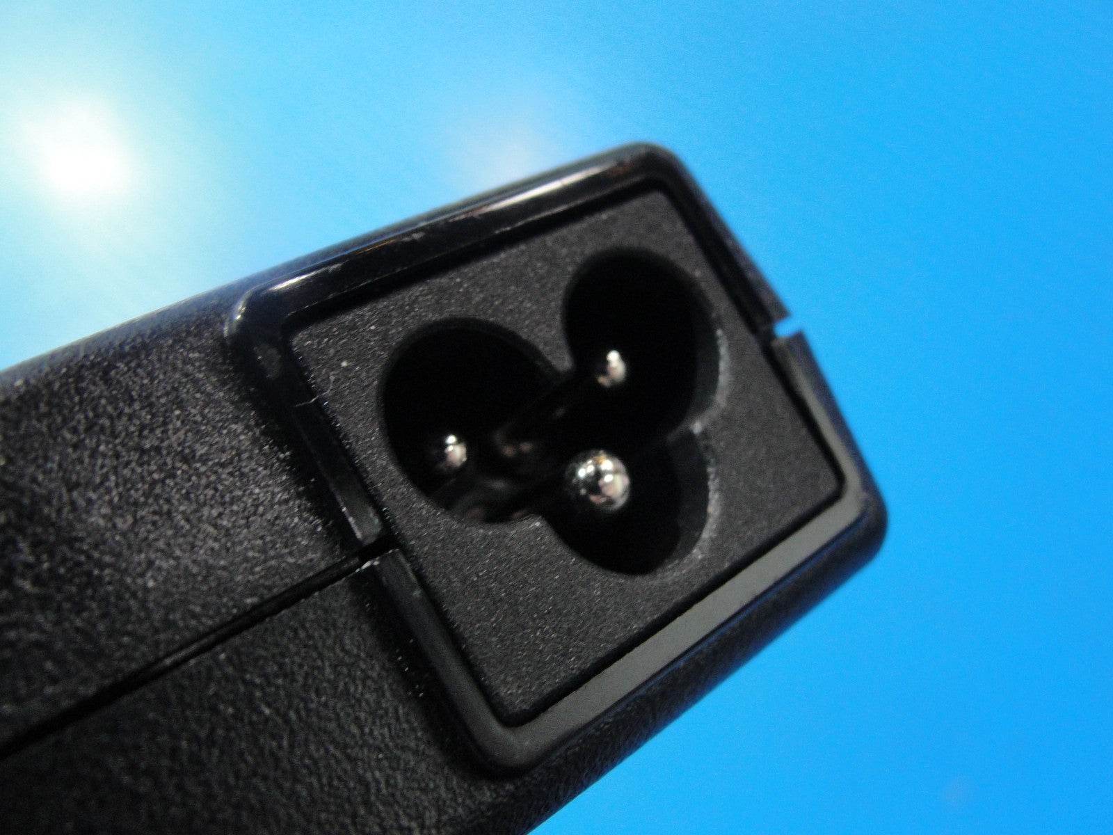 DELTA ELECTRONIX power adapter Model: ADP-150VB B -150W - Tested Computer Laptop Parts