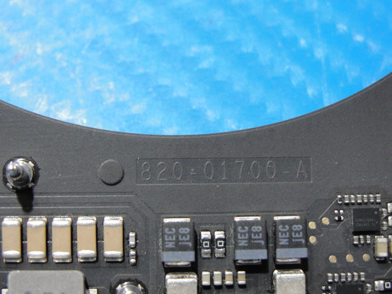 MacBook Pro A2141 16