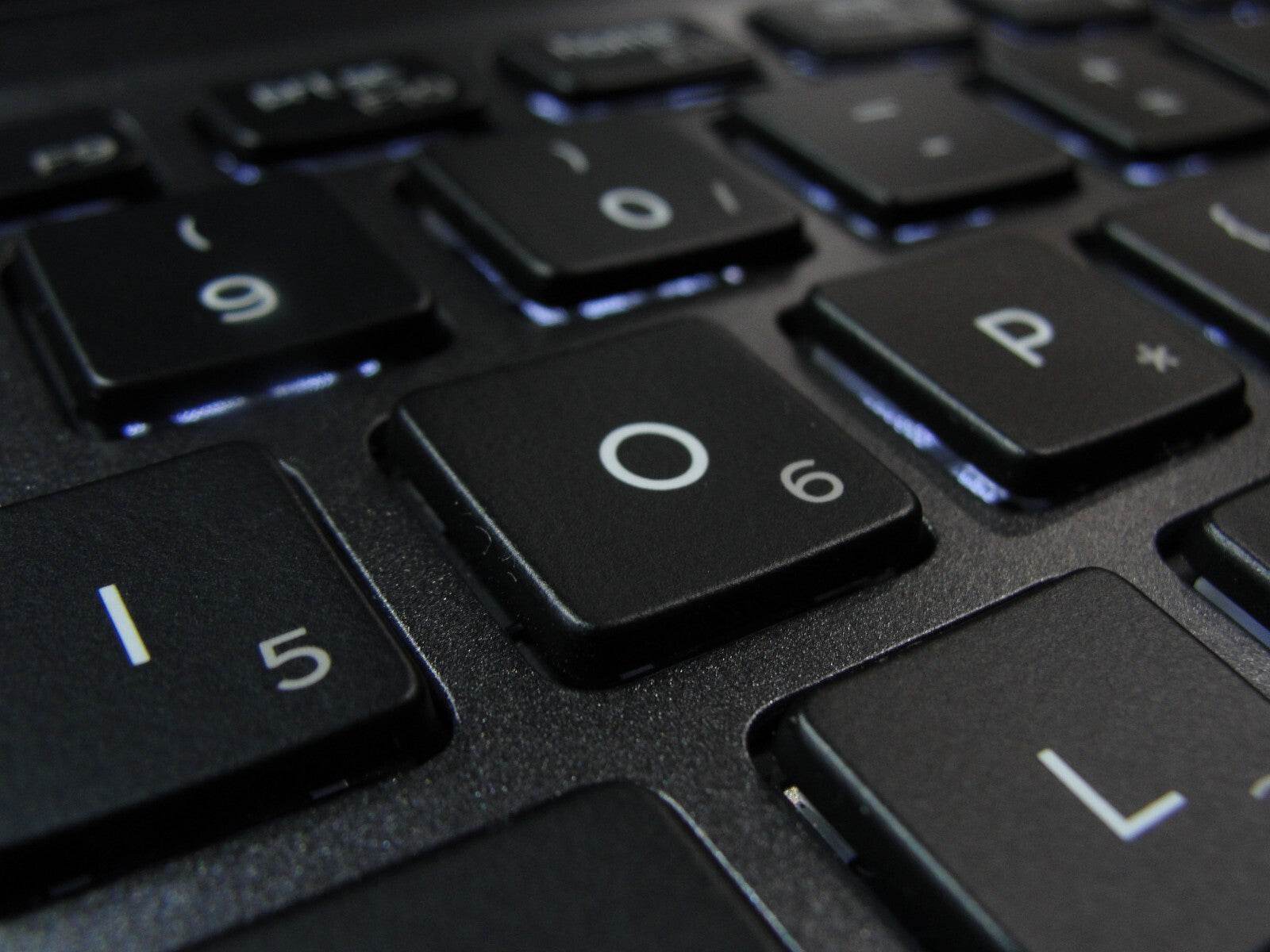 Dell Latitude 5400 14”FHD Intel Core i7-8665U 1.9GHz 16GB 512GB SSD + Charger - Tested Computer Laptop Parts