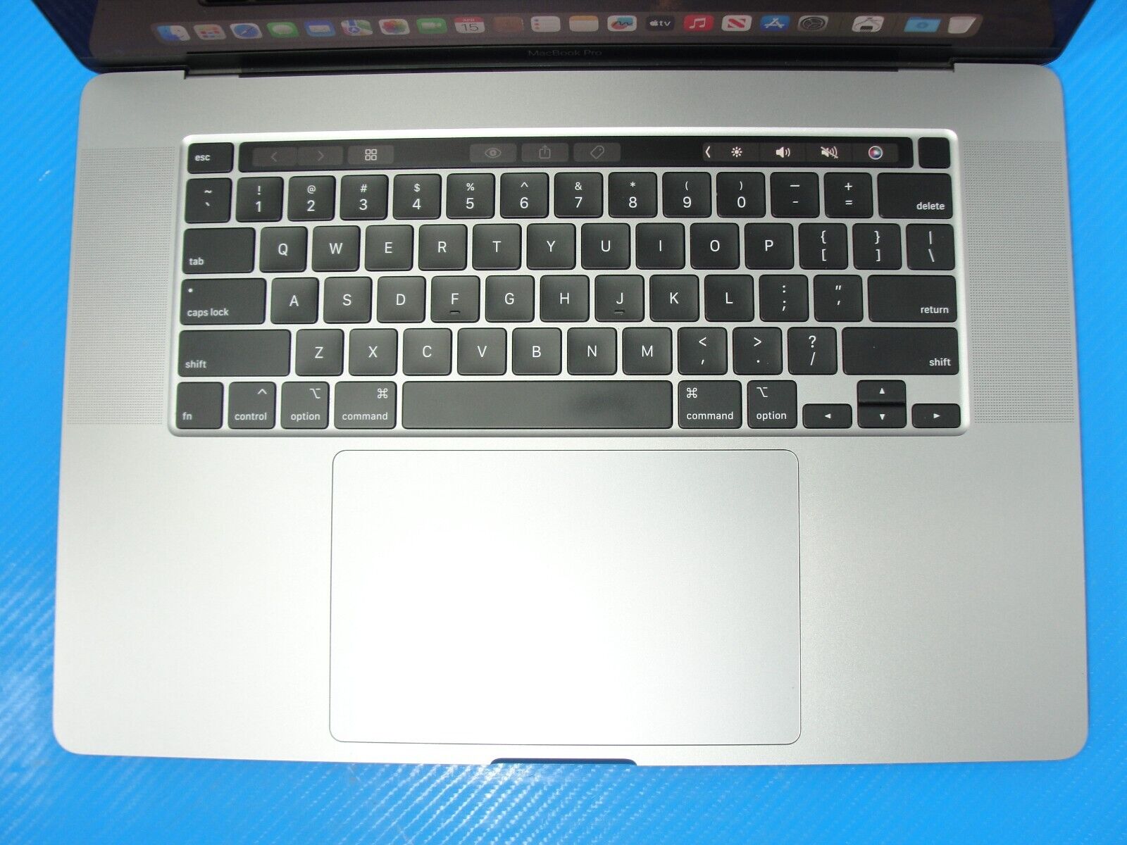 136cycle Apple MacBook Pro 16