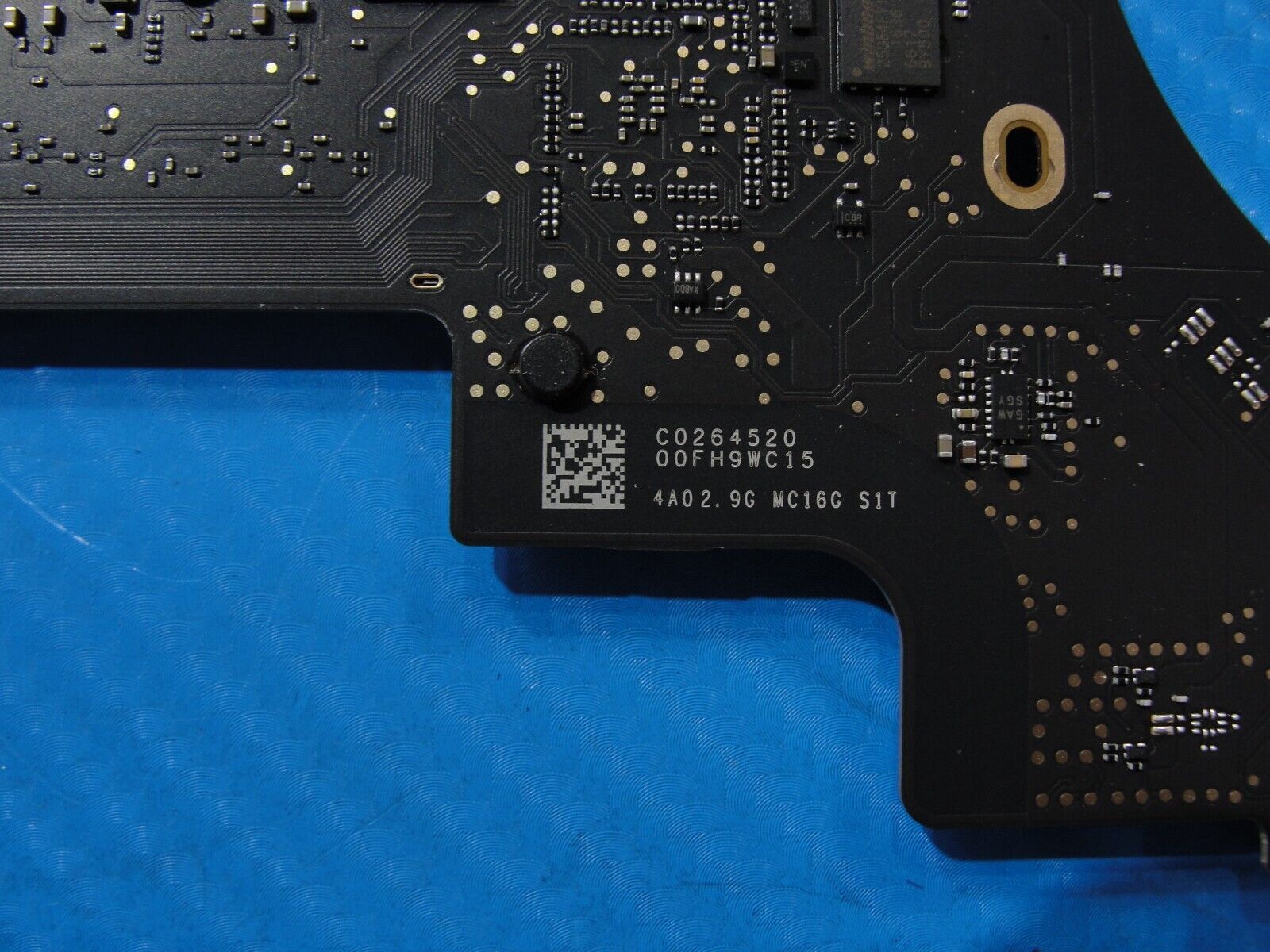 MacBook Pro A1706 2016 13