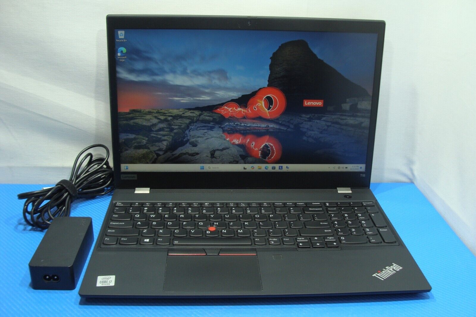 Lenovo ThinkPad T15 Gen 1 15.6
