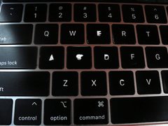 Apple Macbook Pro A1989(2019) 13”Retina i5-8279U 1.6GHz 16GB 256GB SSD / VENTURA - Tested Computer Laptop Parts