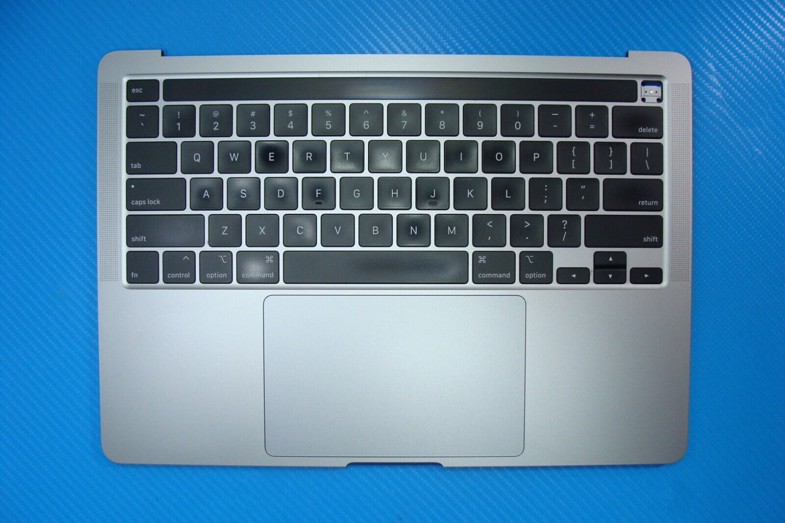 MacBook Pro A2251 Mid 2020 MWP42LL/A 13