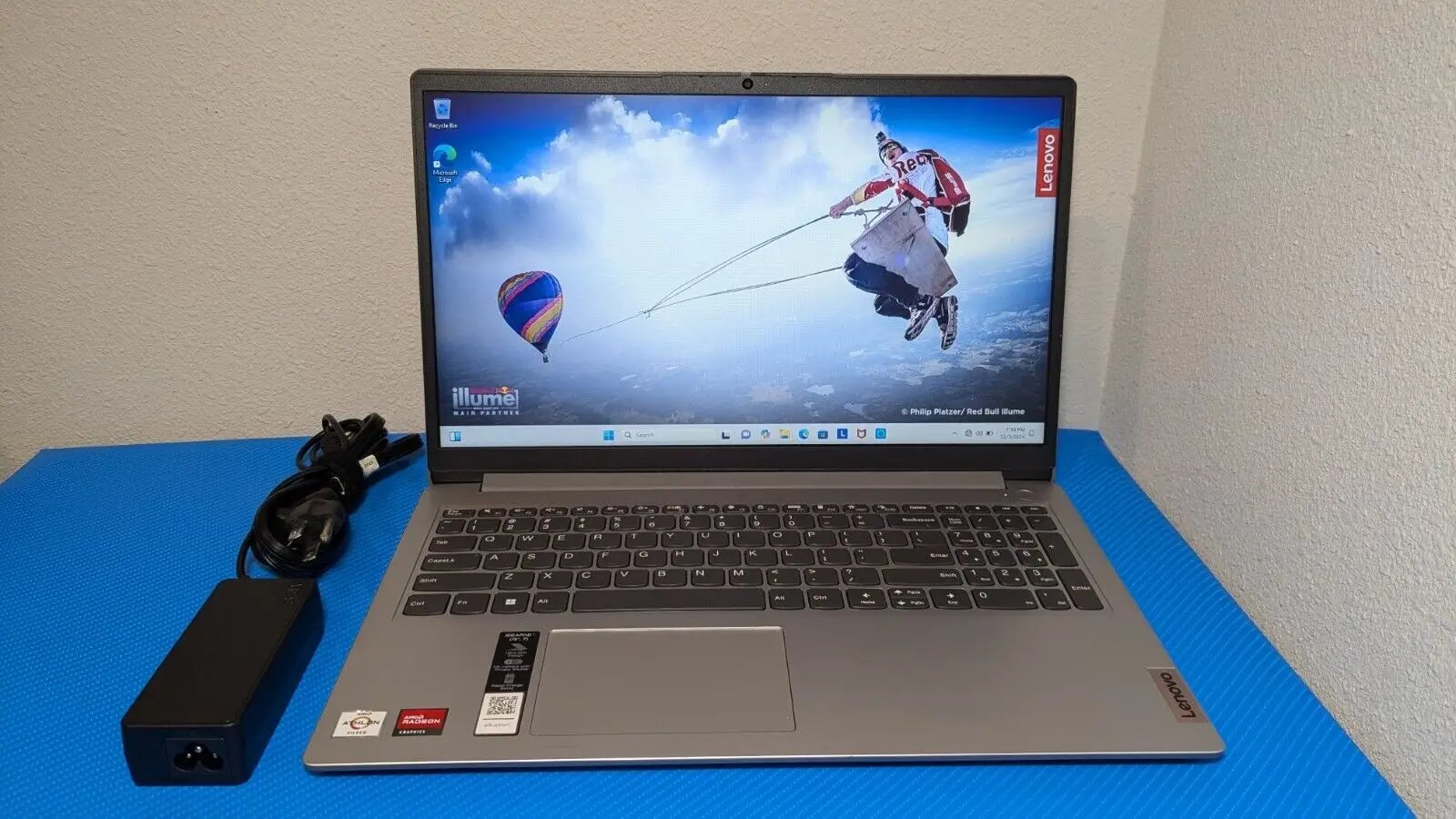Lenovo IdeaPad 1 15AMN7 15.6