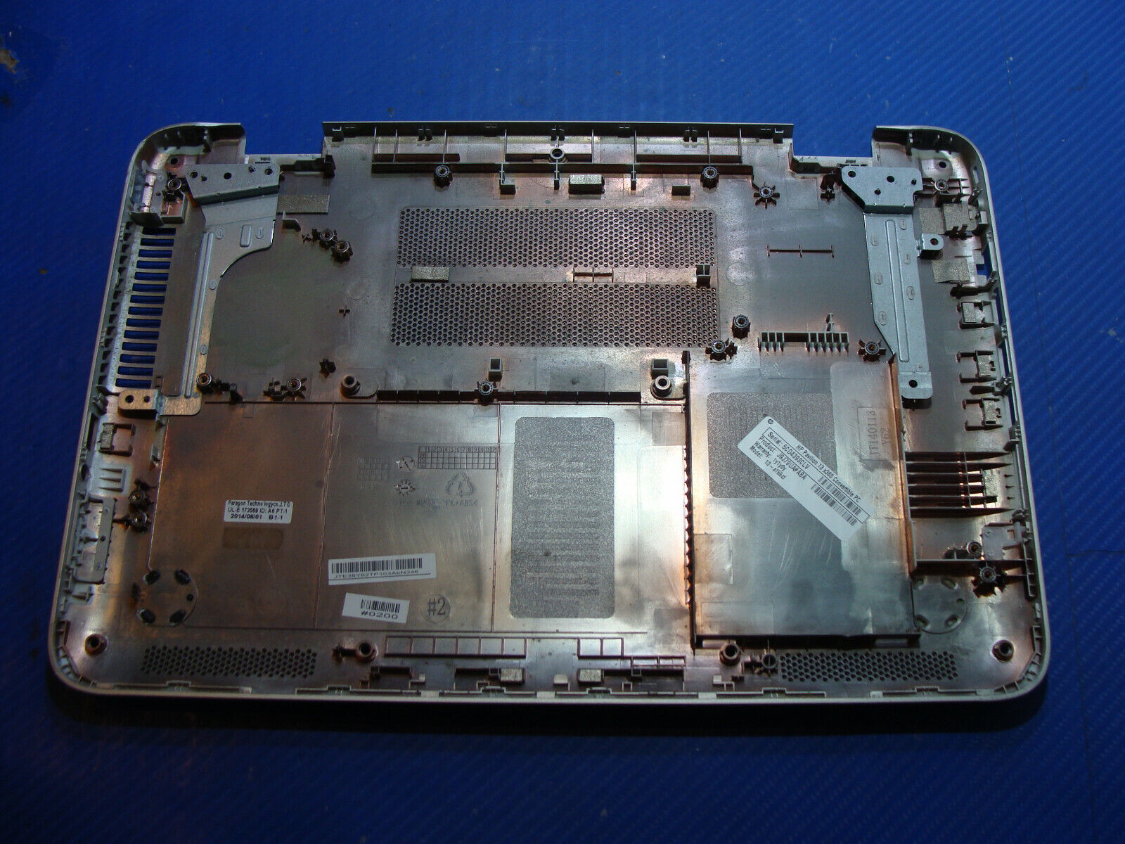 HP Pavilion x360 13-a155cl 13.3