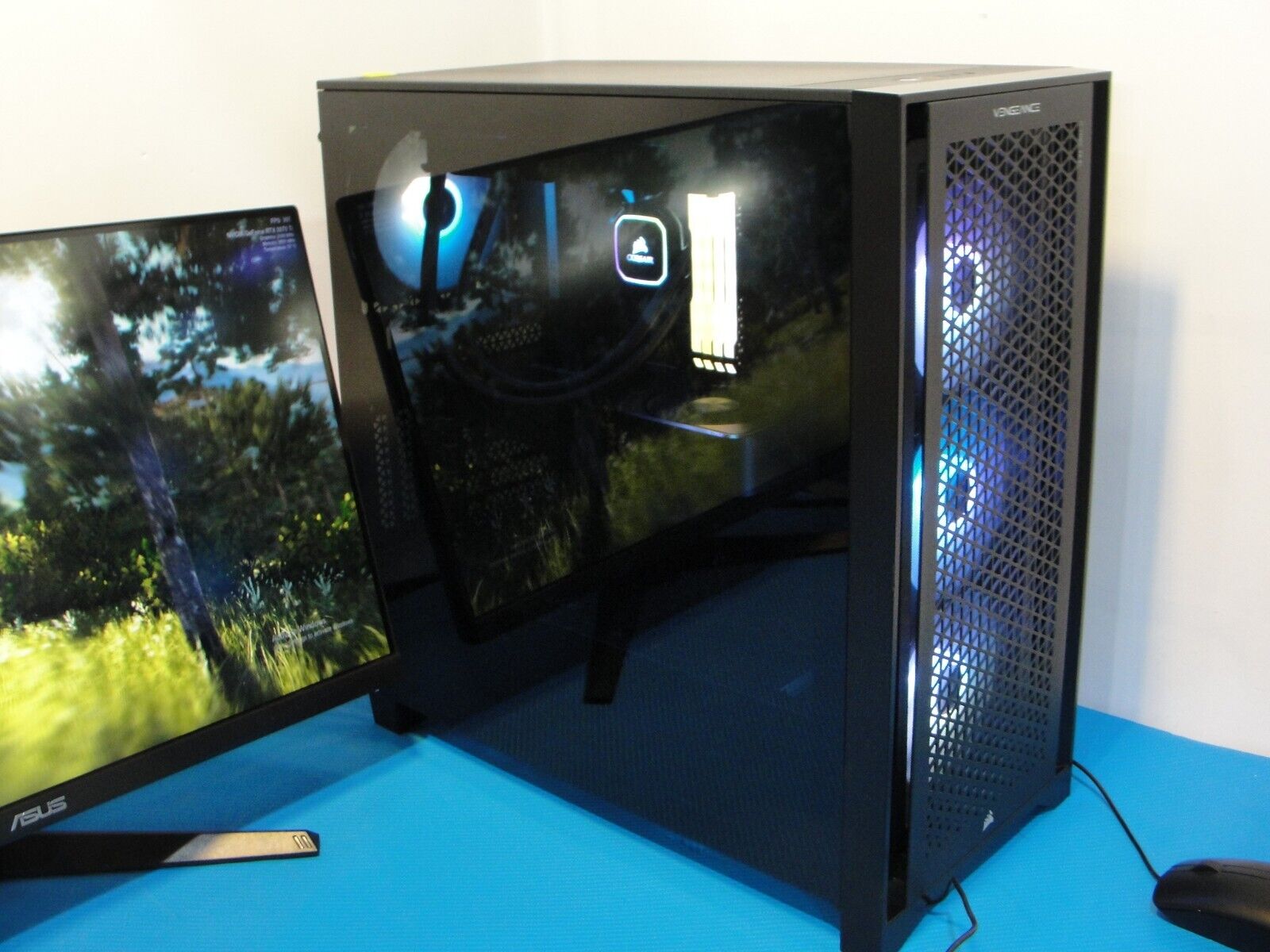 Gaming PC Corsair Vengence i7300 i7-12700k RTX 3070 Ti 8G 32GB 1TB Water Cooling