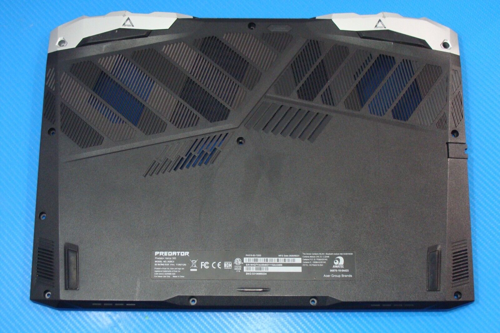 Acer Predator Helios 300 PH315-53-72XD 15.6