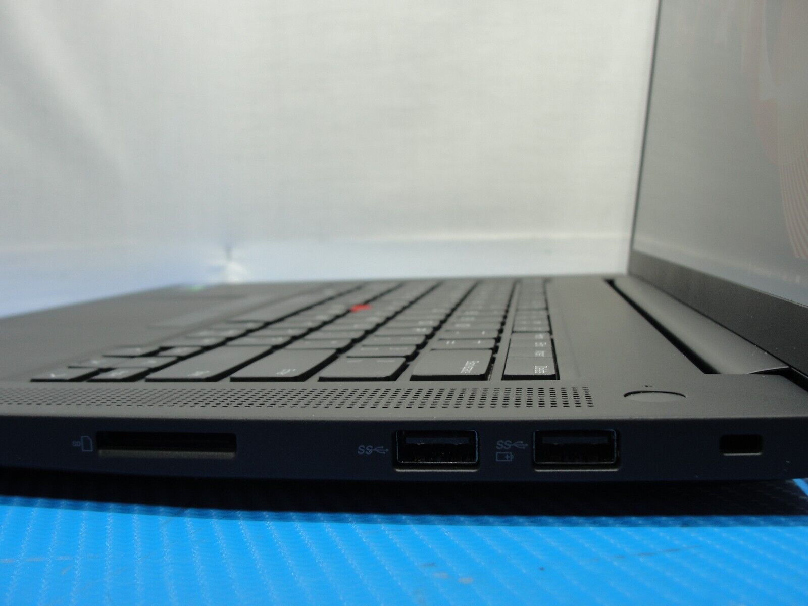 Lenovo ThinkPad X1 Extreme Gen 4i i7-11850H 16