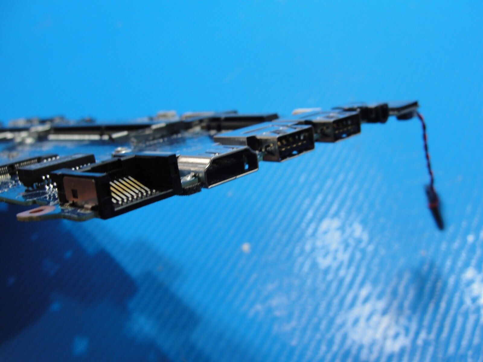 Dell Precision 3570 15.6