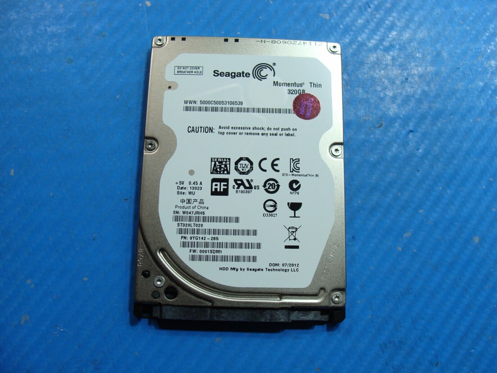 Asus X55A 320GB SATA HDD Hard Drive Disk ST320LT020 9YG142-285
