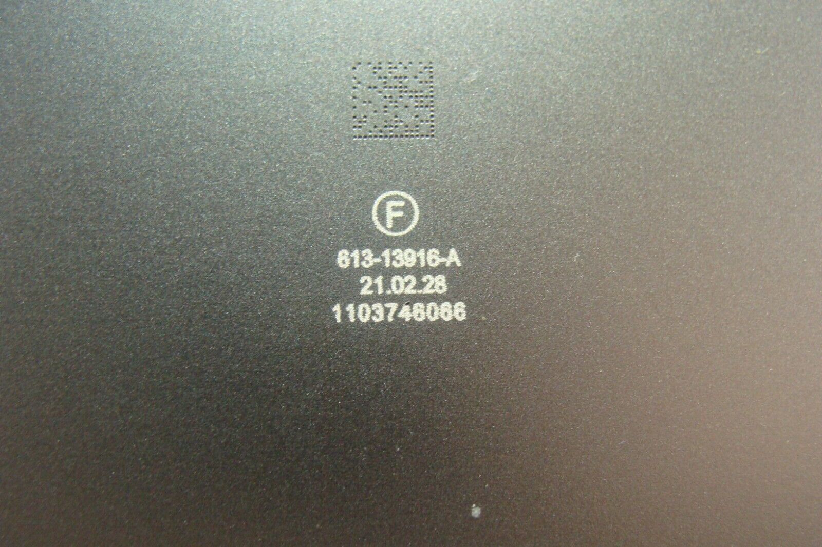 MacBook Pro A2338 Late 2020 MYDA2LL/A 13