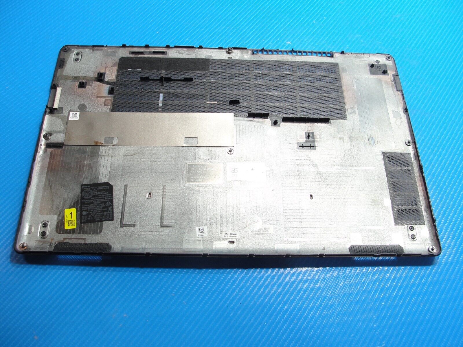 Dell Latitude 5590 15.6