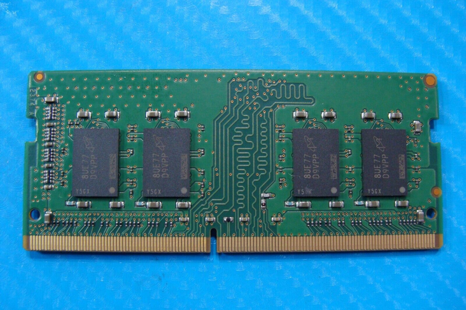 Dell 5482 2in1 Micron 8GB 1Rx8 PC4-2666V Memory RAM SO-DIMM MTA8ATF1G64HZ-2G6E1