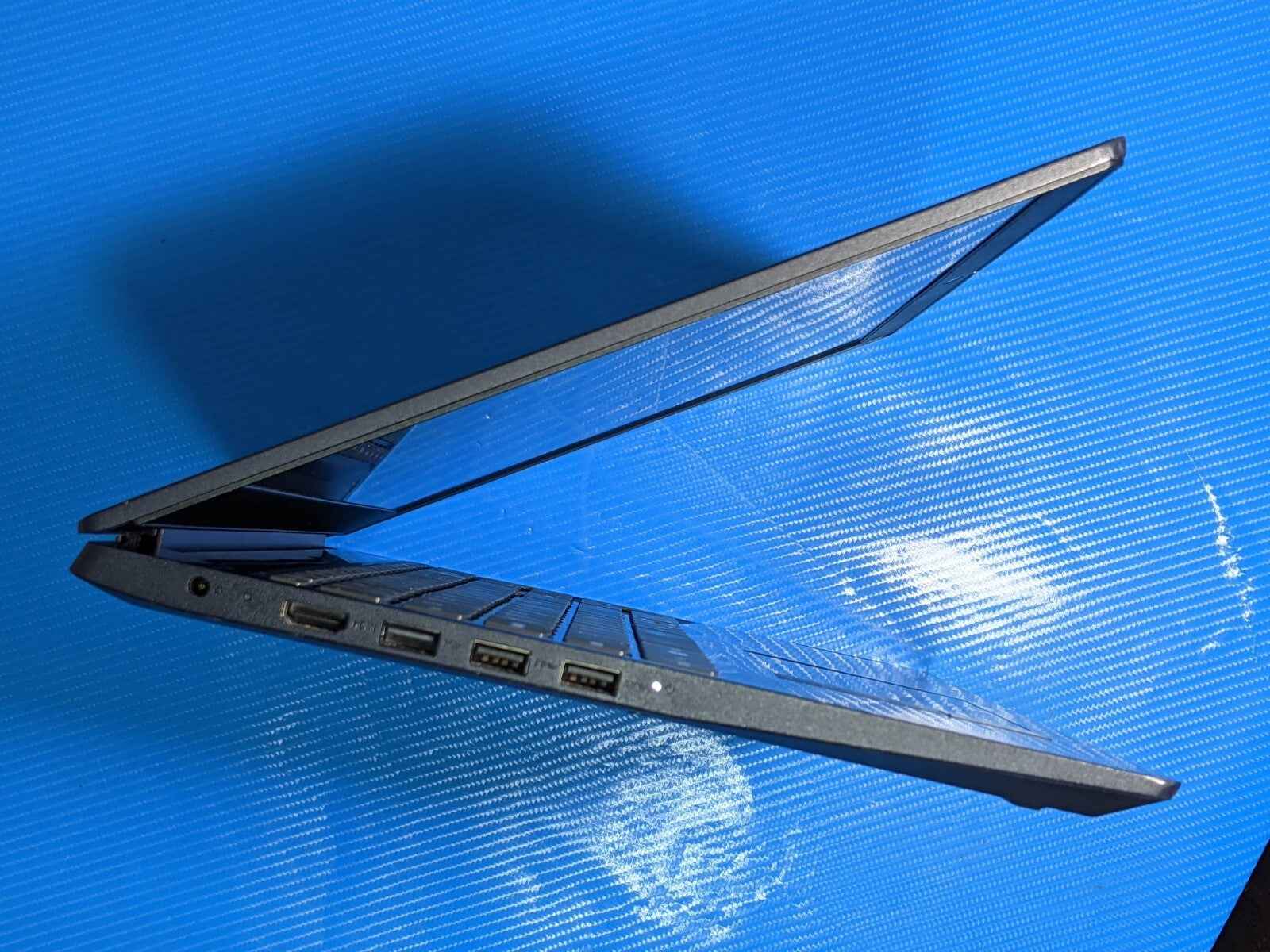 Lenovo ideapad 3 15IIL05 15.6