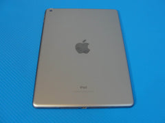 Apple iPad (6th Generation) A1893 32 GB, Wi-Fi, 9.7 in /READ - Tested Computer Laptop Parts