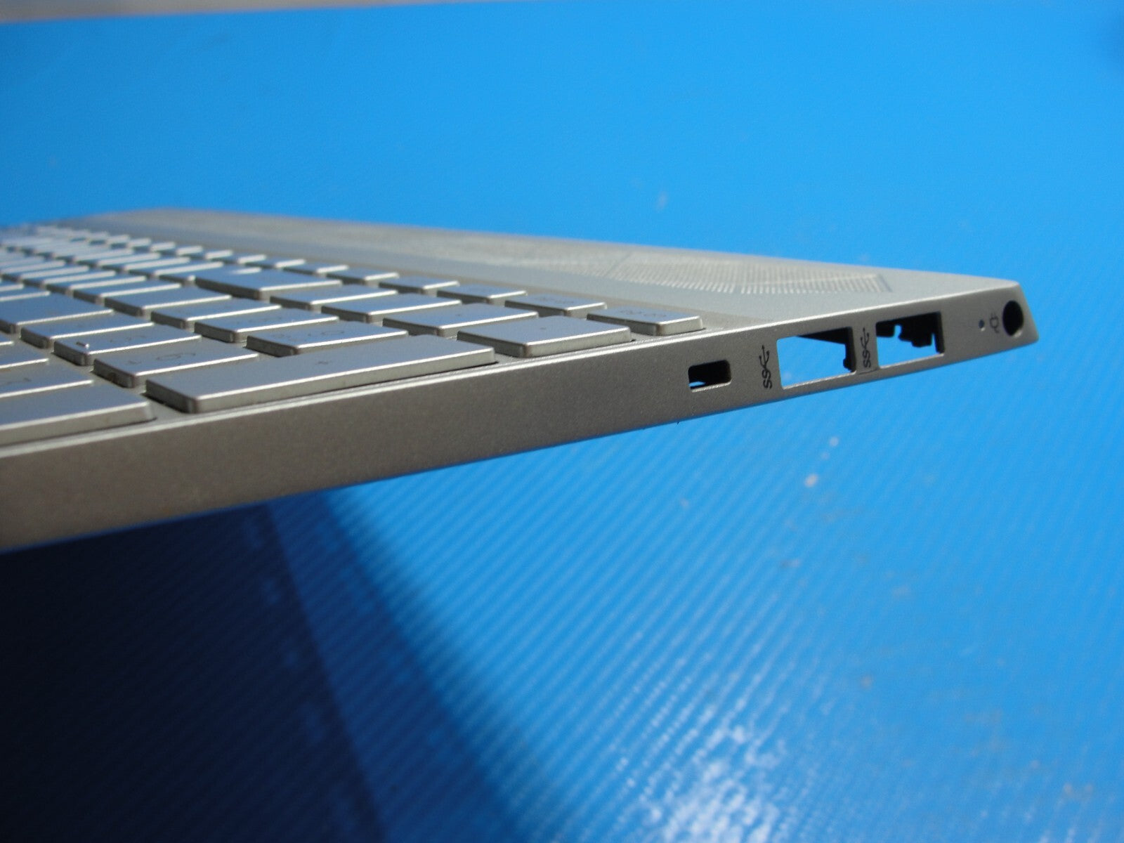 HP Pavilion 15-cs1063cl 15.6