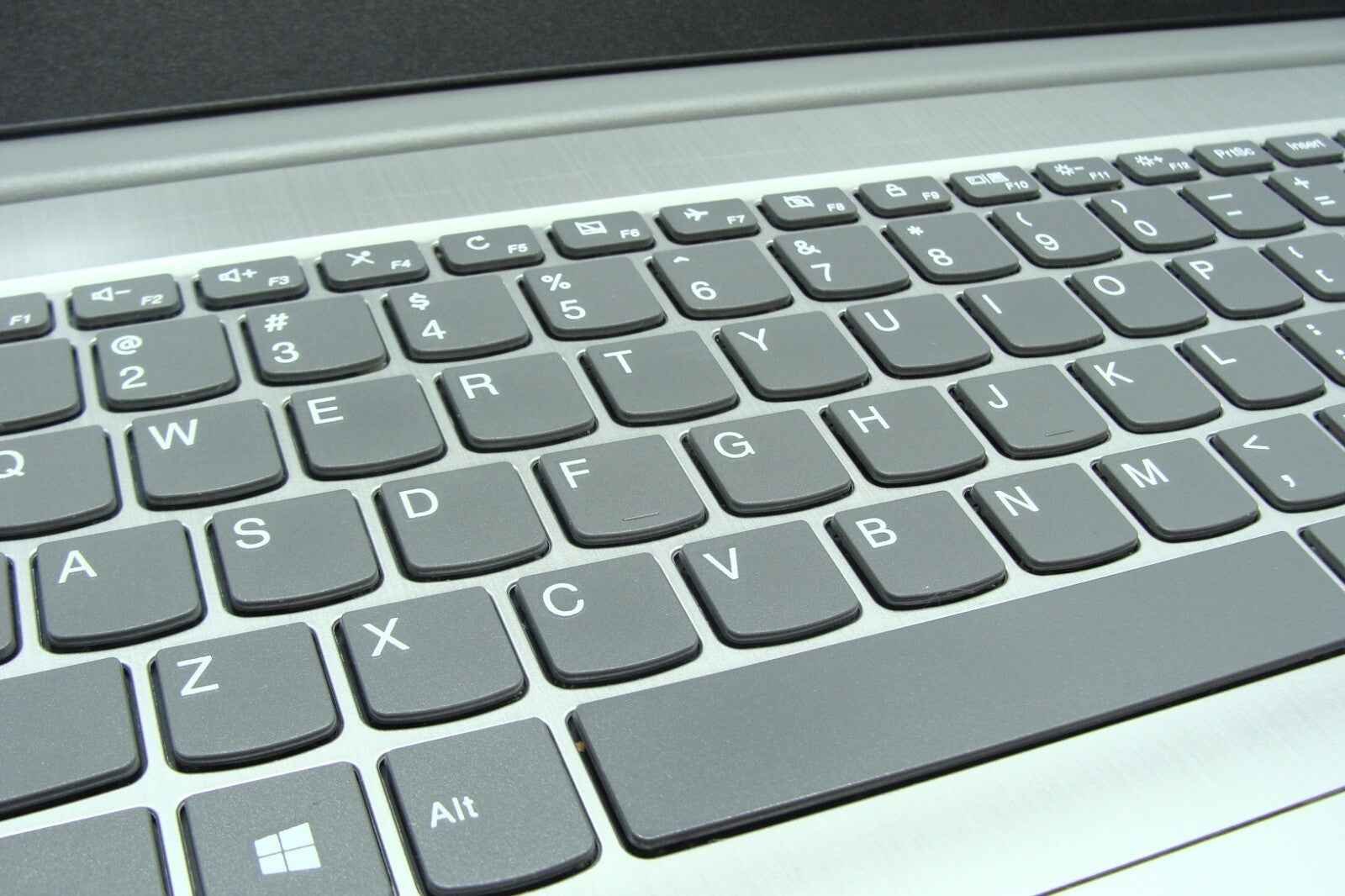 Lenovo IdeaPad 3-15IIL05 15.6