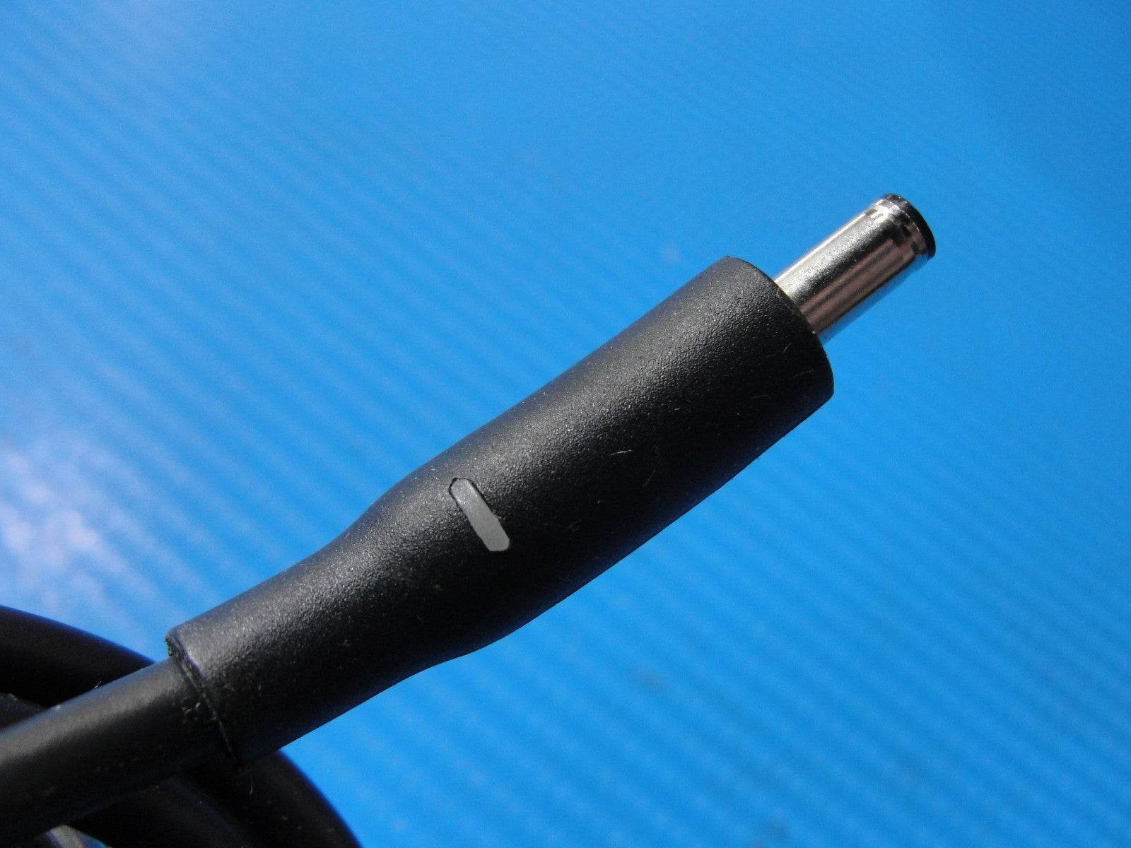 Genuine Dell 130W AC Adapter Charger (19.5V 6.7A) – 4.5mm × 3.0mm Center Pin - Tested Computer Laptop Parts