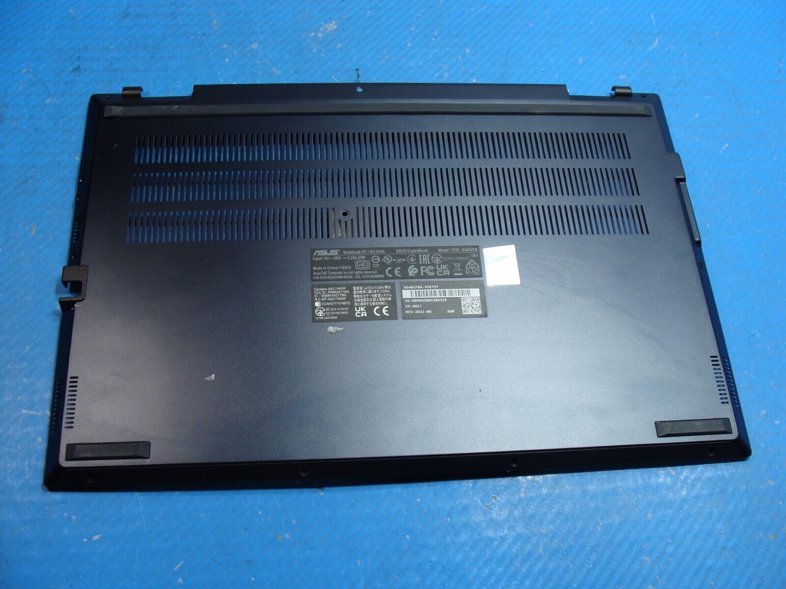 Asus ExpertBook B5402FBA-XVE75T 14