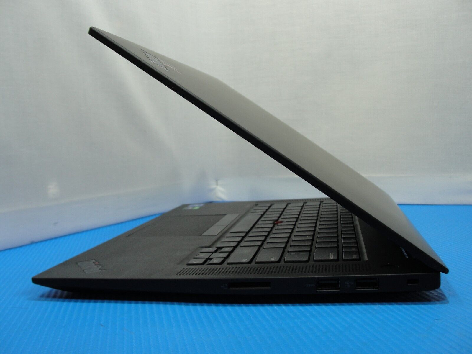 Lenovo ThinkPad X1 Extreme Gen 4i i7-11850H 16