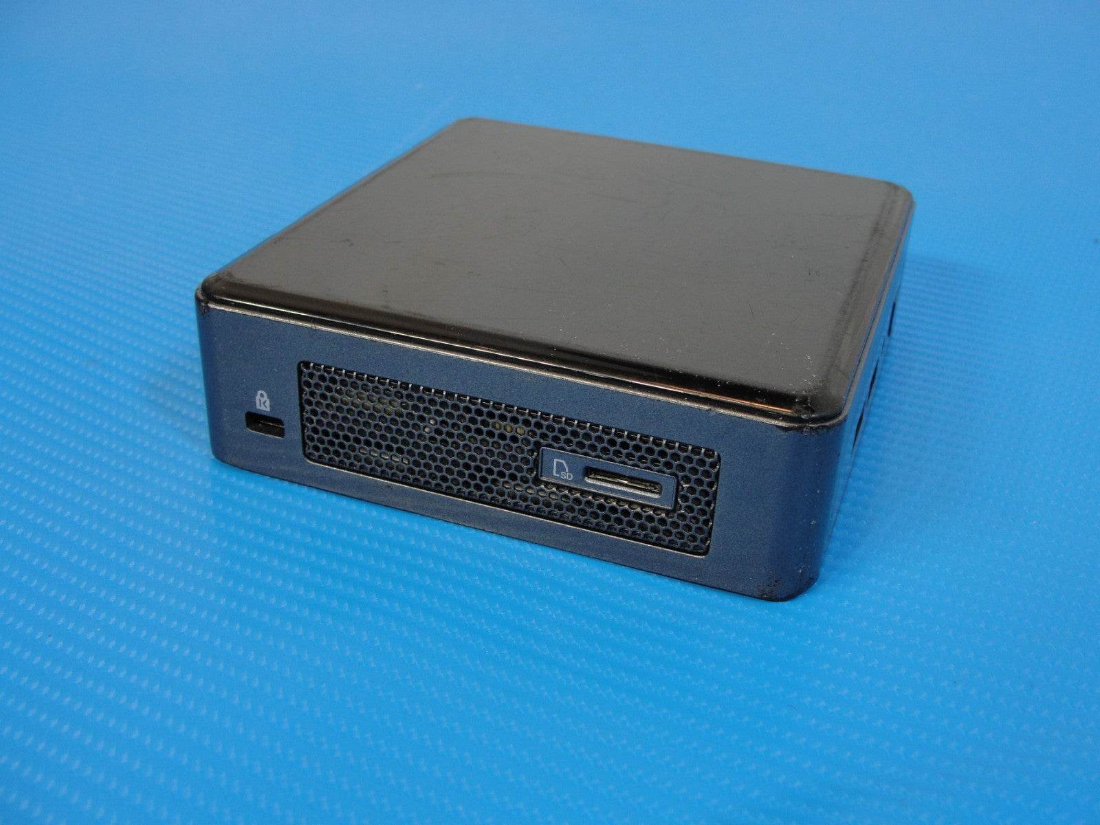 Intel NUC 8 BOXNUC8i5BEK1 2.3 GHz Intel Core i5-8259U 8GB 250GB Mini PC /AS IS - Tested Computer Laptop Parts