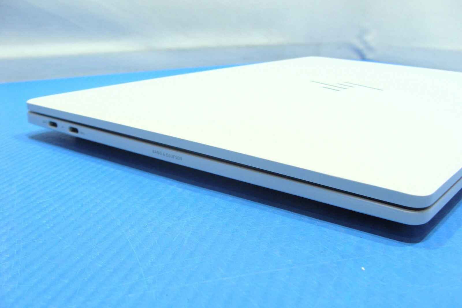 HP Dragonfly Pro One 14