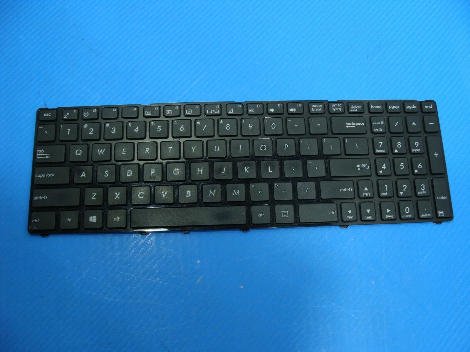 Asus VivoBook 15.6” X755JA Genuine Laptop Keyboard 0KNB0-602DUS00 NSK-WA2SQ01
