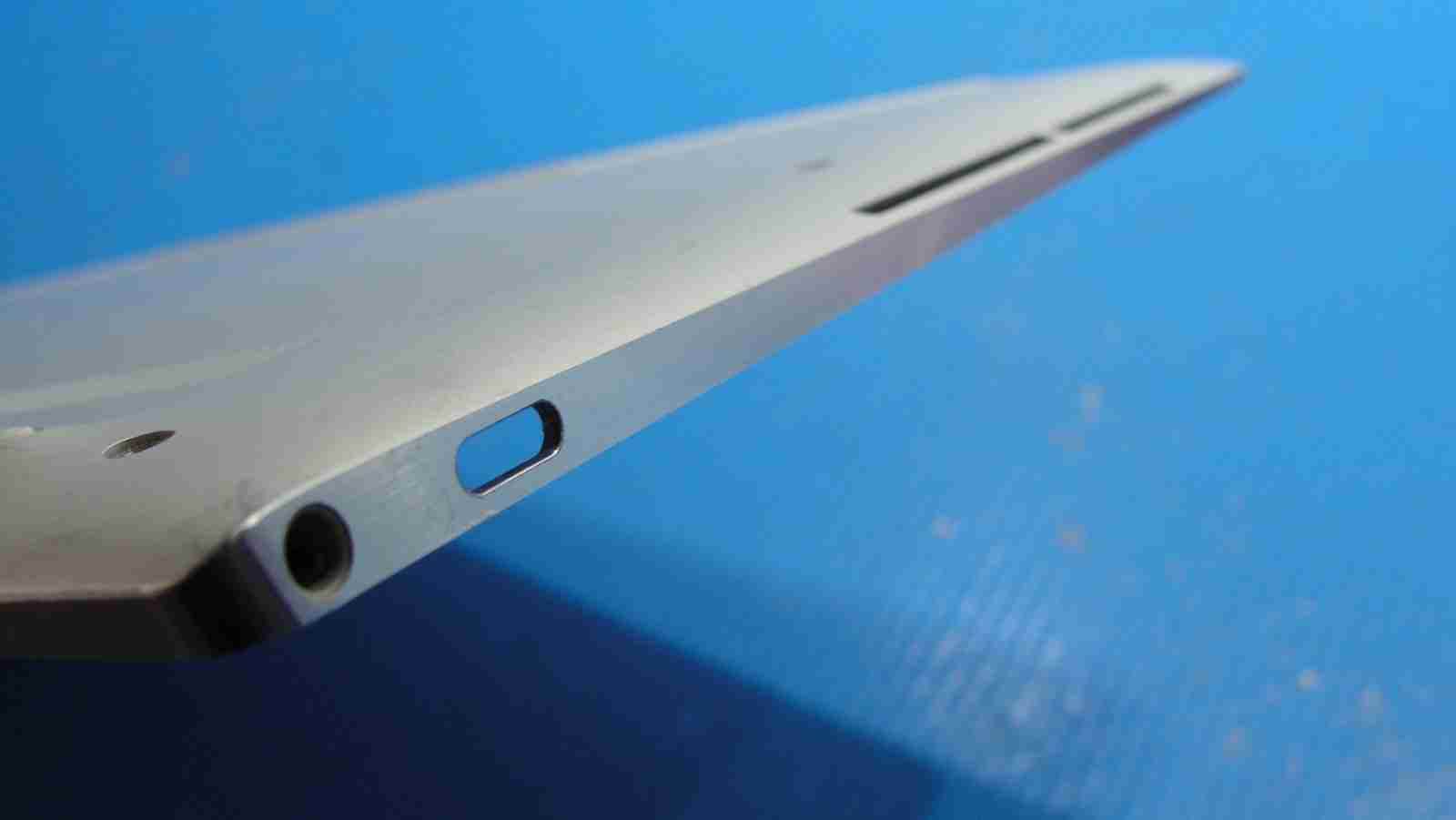 Dell XPS 13.4” 13 9300 Genuine Laptop Bottom Case 3KJK7 AM2Q1000A11 - Tested Computer Laptop Parts