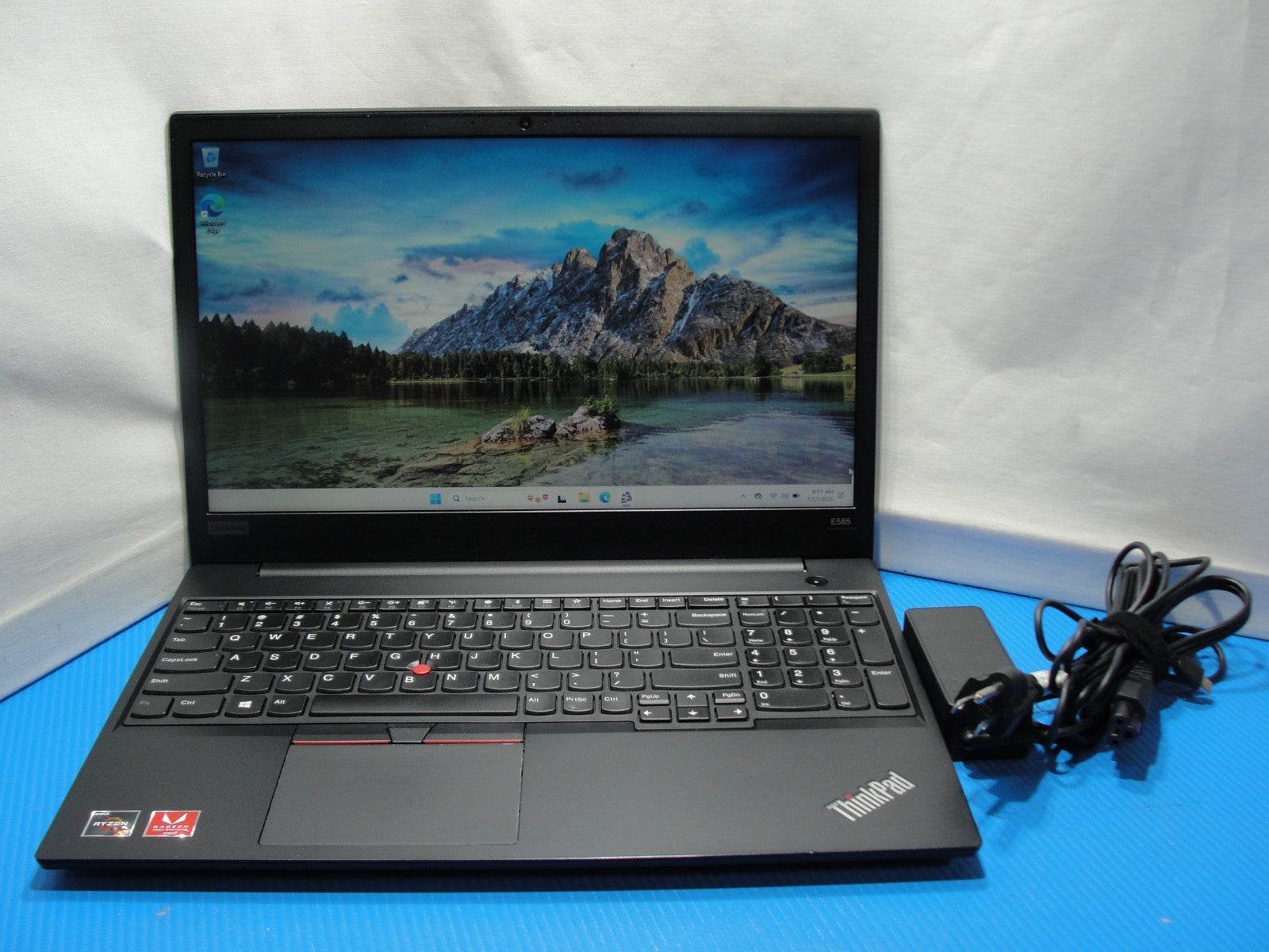 Lenovo ThinkPad E585 15.6” FHD AMD Ryzen 3 2200U 2.5GHz 4GB 240GB SSD - Tested Computer Laptop Parts