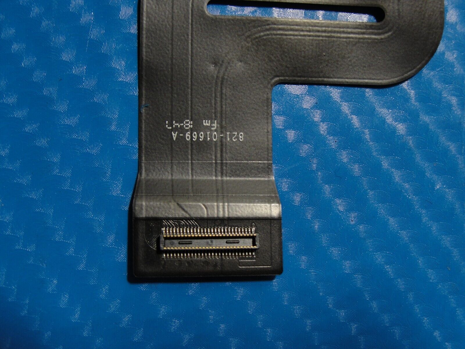 MacBook Pro A1990 15