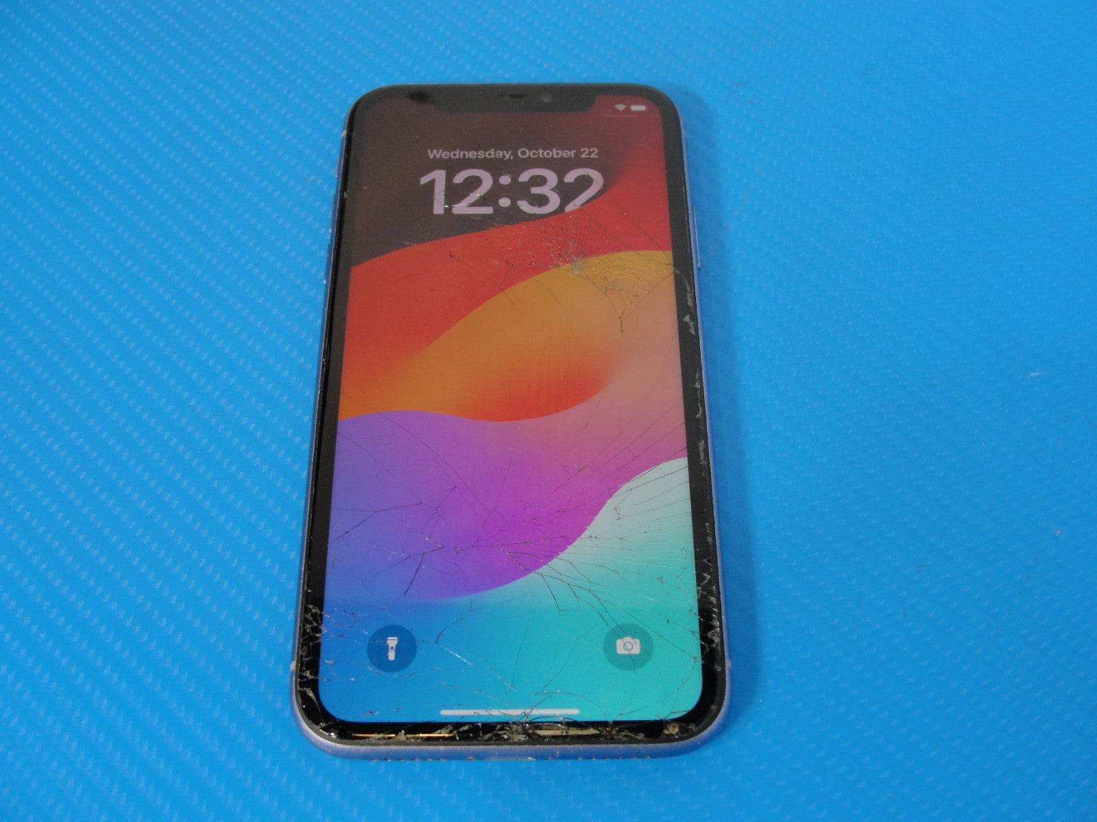 Unlocked Apple iPhone 11 128GB Cracked Screen - Tested Computer Laptop Parts