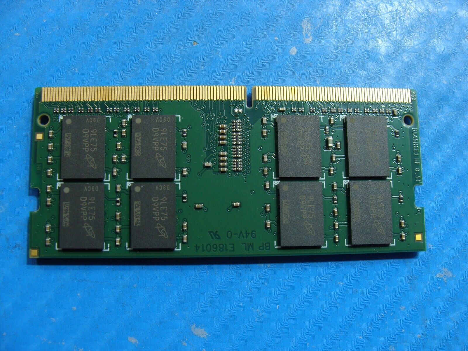 Dell 7400 Crucial 16GB DDR4-2400 SO-DIMM Memory RAM CT16G4SFD824A.M16FE