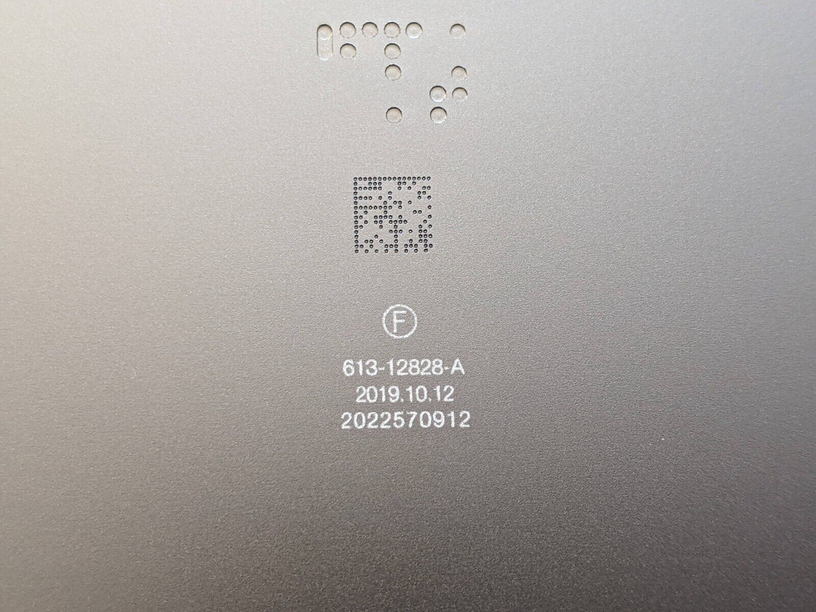 MacBook Pro A2141 16