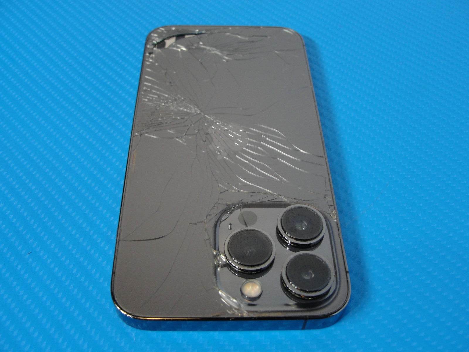 Apple iPhone 13 Pro | 256 GB AT&T MLQM3LL/A | Space Gray | Cracked Back /READ - Tested Computer Laptop Parts