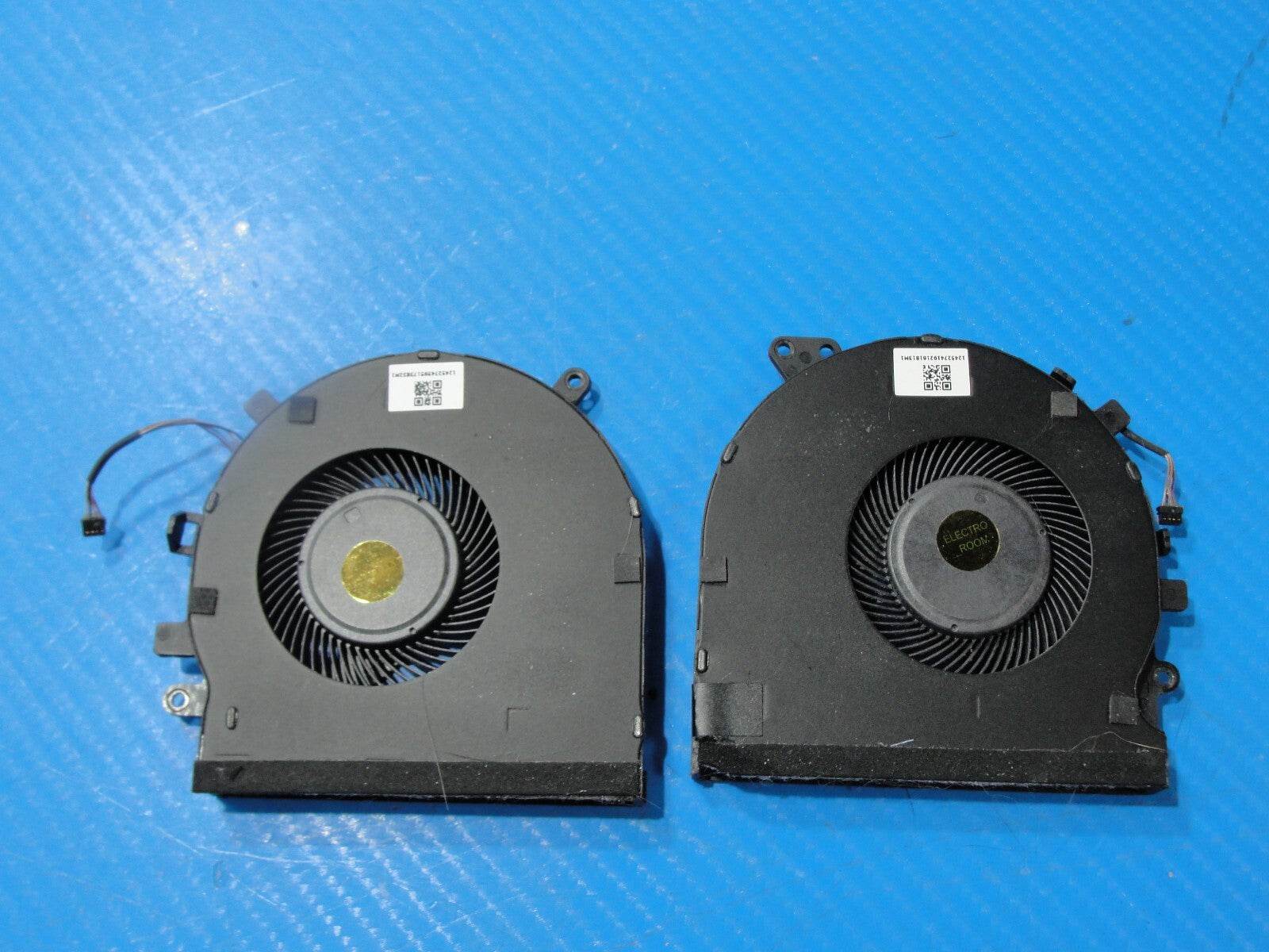 Razer Blade 15.6” RZ09-02705E75 OEM Laptop CPU Cooling Fans 12452741 12452745 - Tested Computer Laptop Parts