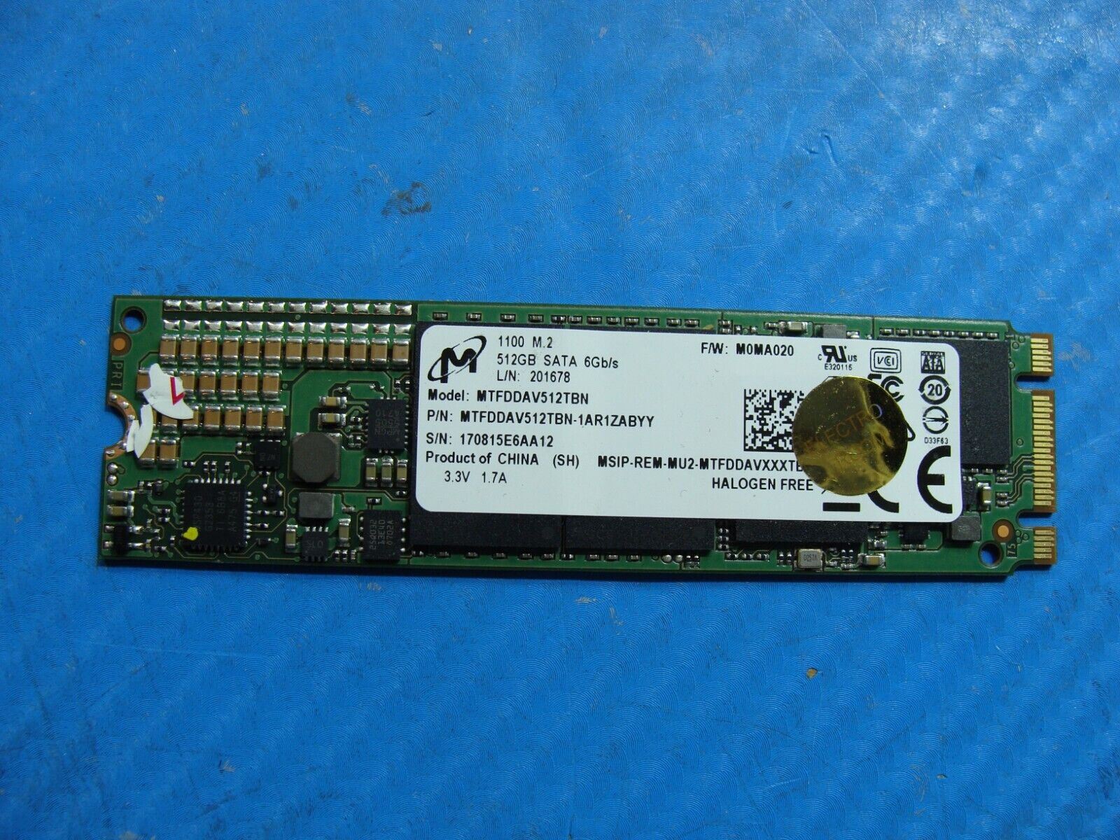 Asus B9440UA-XS74 Micron 512GB M.2 SATA SSD MTFDDAV512TBN-1AR1ZABYY