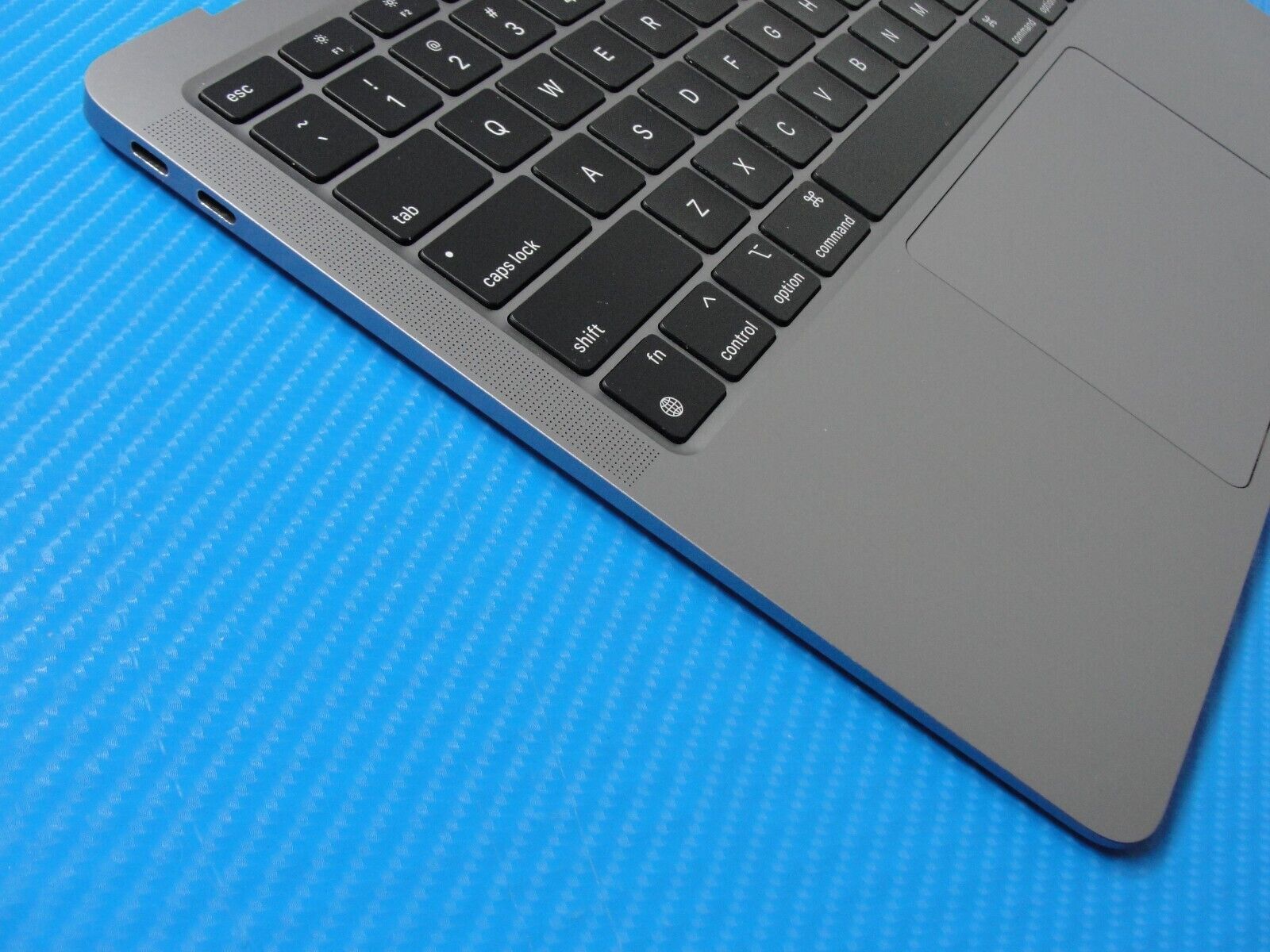 MacBook Air A2337 13
