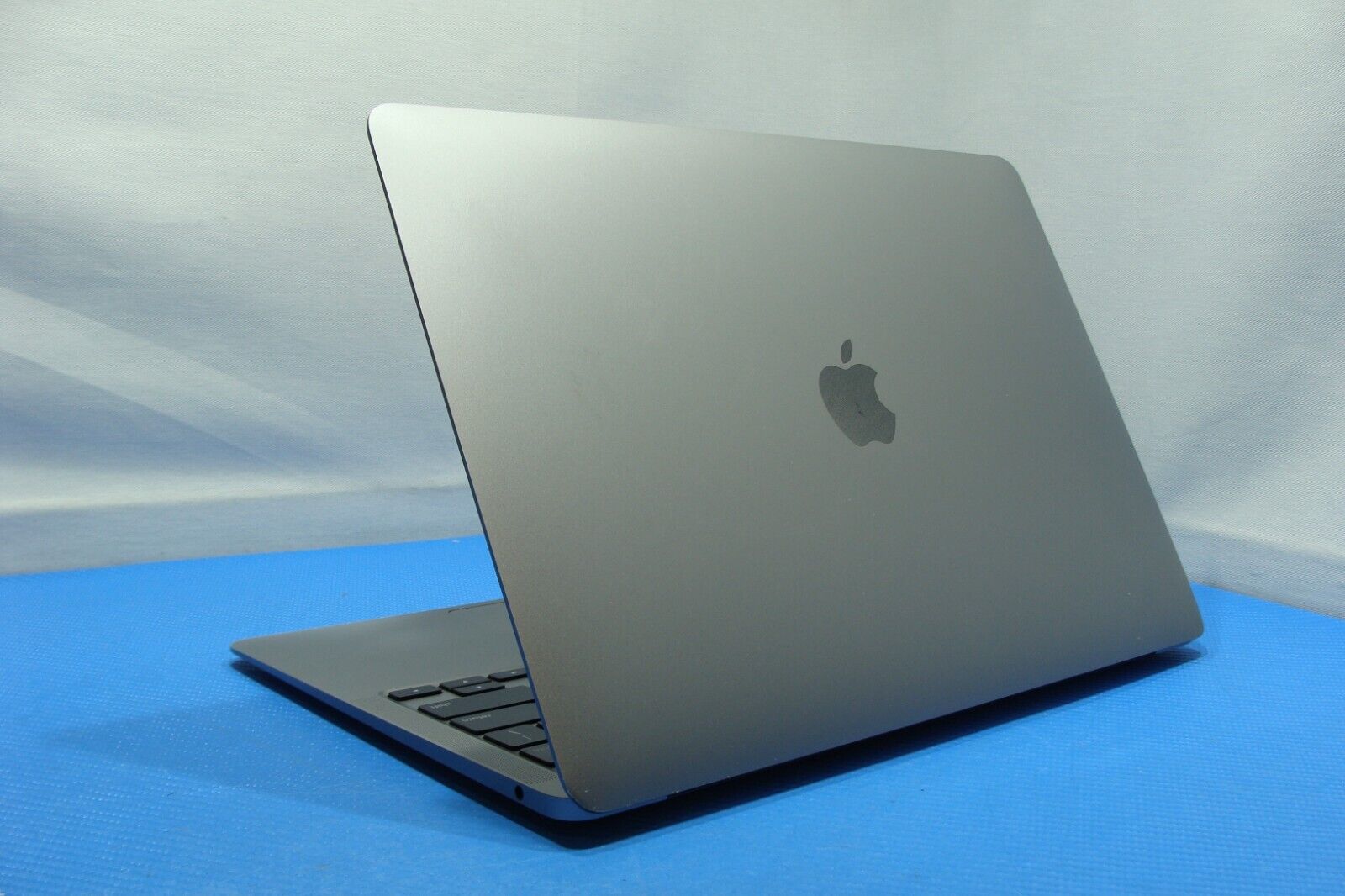 Apple MacBook Air 13