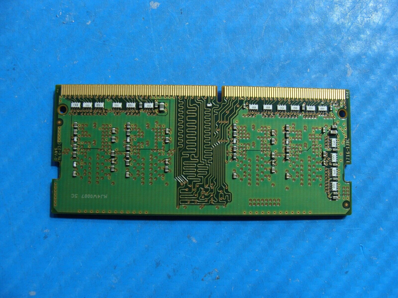 Dell 15 3567 SK Hynix 4GB 1Rx16 PC4-2400T Memory RAM SO-DIMM HMA851S6AFR6N-UH