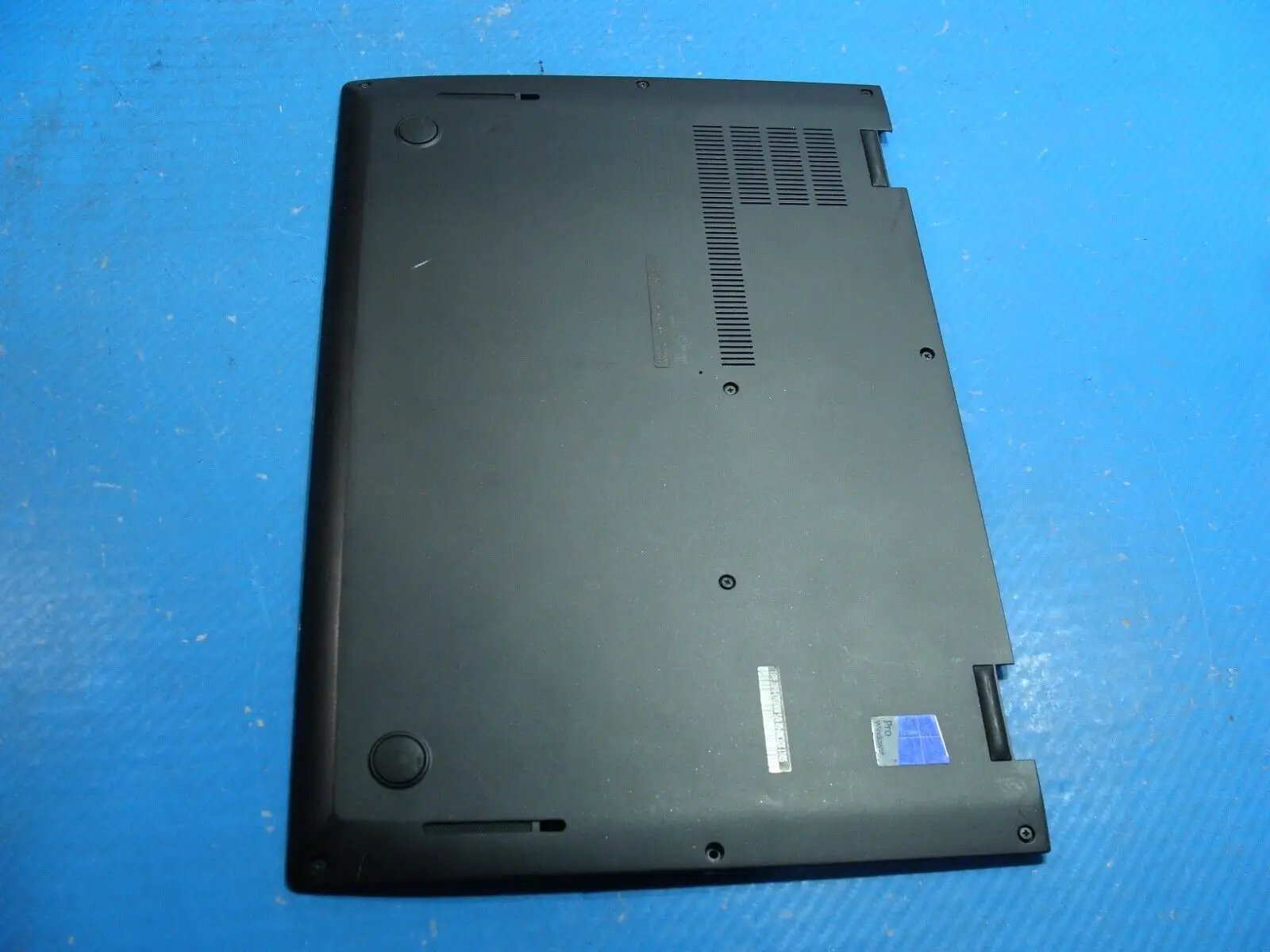 Lenovo ThinkPad 14” X1 Carbon 4th Gen Genuine Bottom Case 01AW996 460.04P07.0007