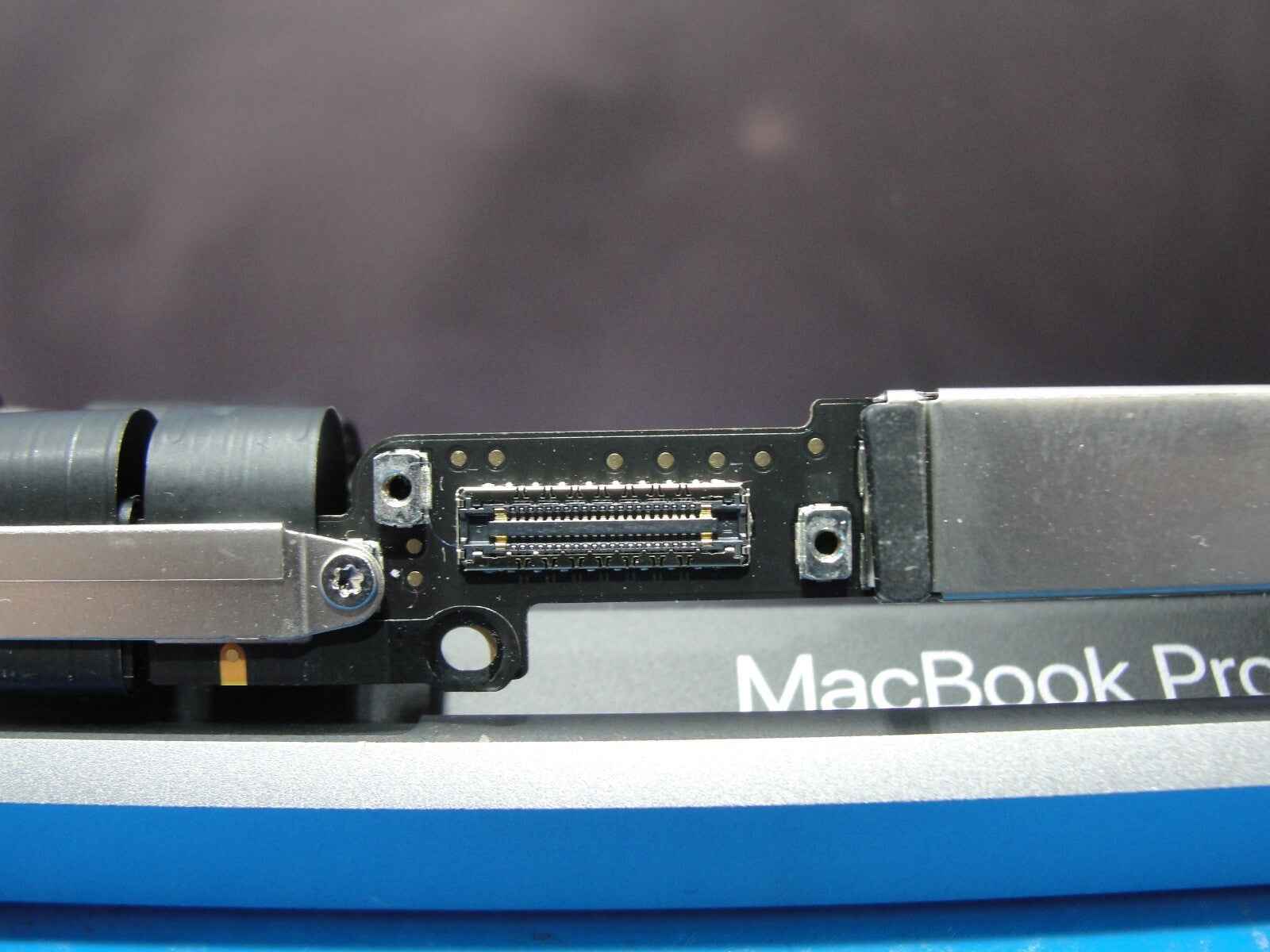 MacBook Pro A2141 16