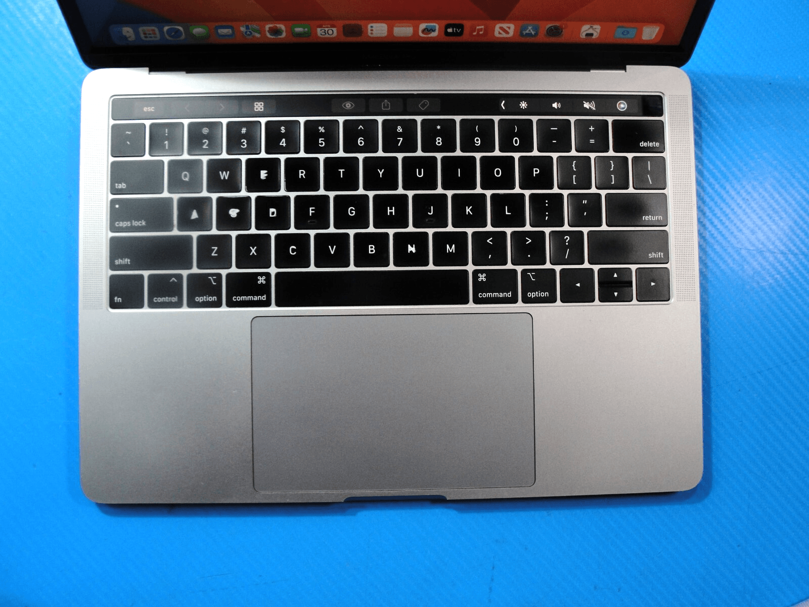 Apple Macbook Pro A1989(2019) 13”Retina i5-8279U 1.6GHz 16GB 256GB SSD / VENTURA - Tested Computer Laptop Parts