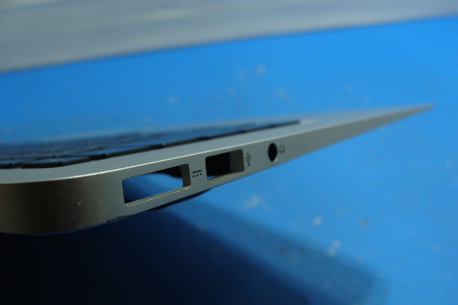 MacBook Air A1466 Early 2015 MJVE2LL/A 13