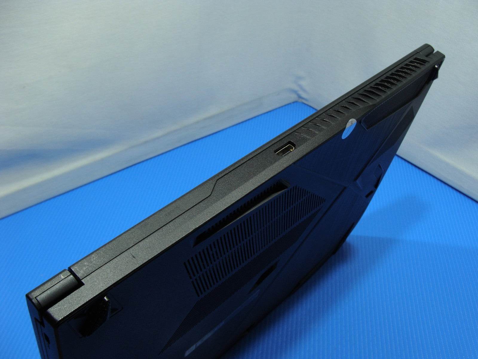 MSI Thin GF63 15.6'' FHD 144hz i5-12450H 2.0GHz 8GB 1TB SSD RTX 2050 Battery 99% - Tested Computer Laptop Parts