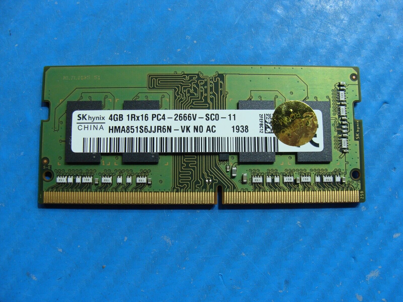 Dell G3 15 3590 SK Hynix 4GB PC4-2666V Memory RAM SO-DIMM HMA851S6JJR6N-VK