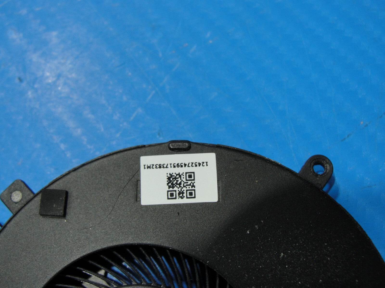 Razer Blade 15.6” RZ09-02705E75 OEM Laptop CPU Cooling Fans 12452741 12452745 - Tested Computer Laptop Parts