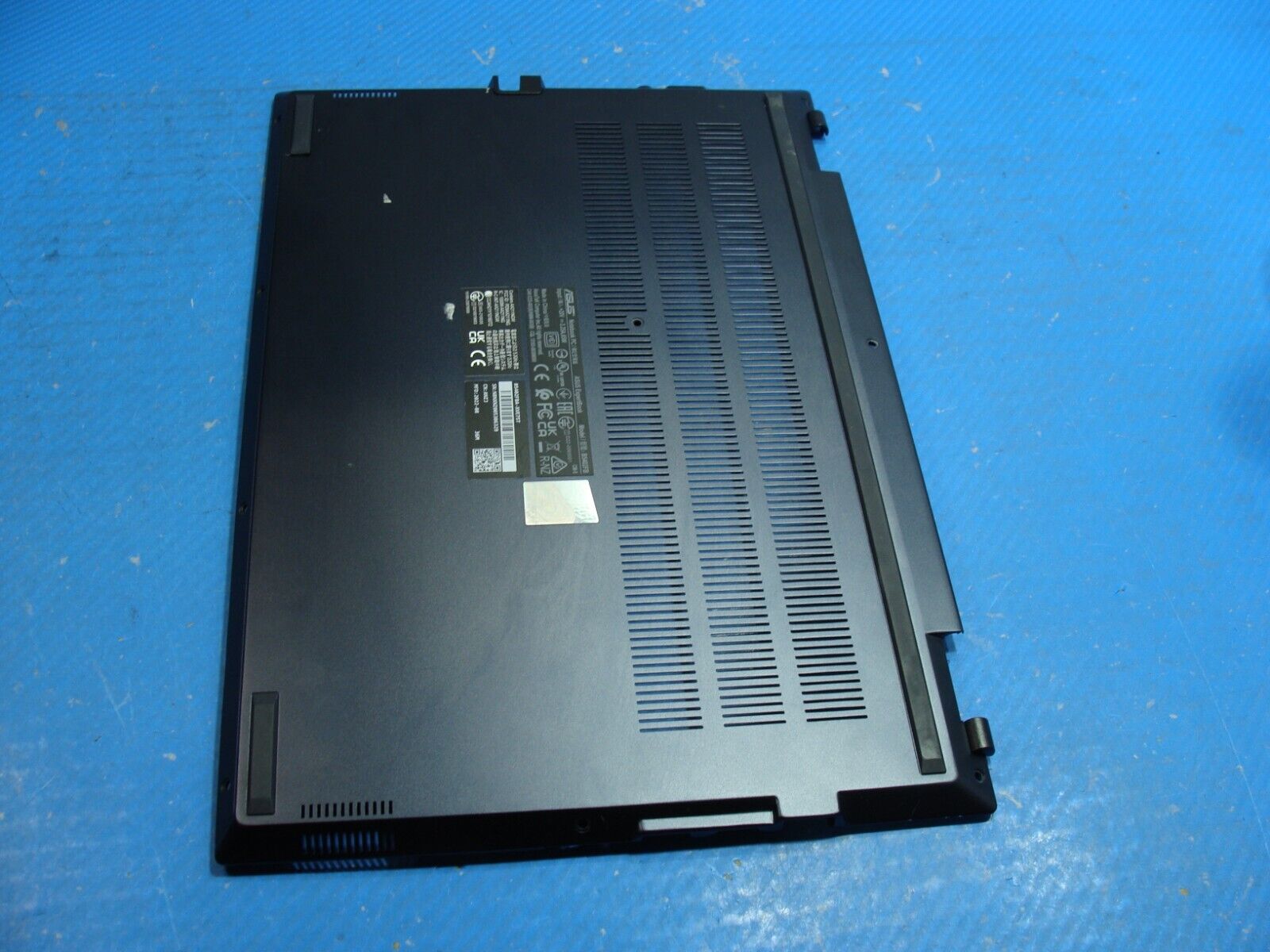 Asus ExpertBook B5402FBA-XVE75T 14